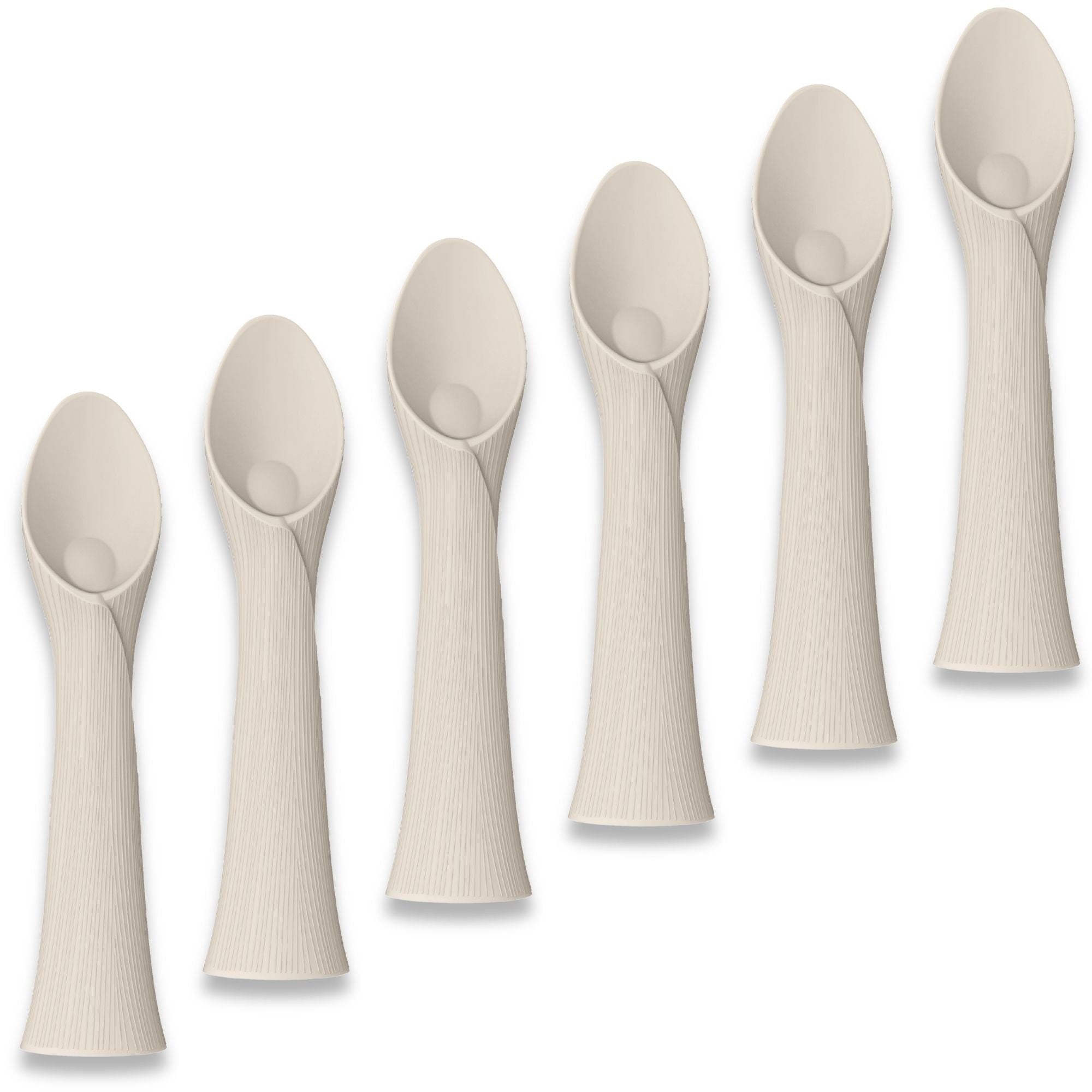 Set van zes beige siliconen oefenlepels voor baby's, ideaal voor de eerste hapjes en zelfstandig eten.